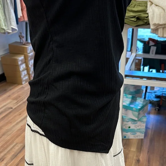 Doe & Rae Black Ribbed Halter Top - Picture 7 of 7